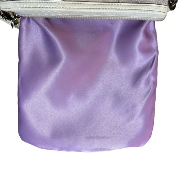 COACH 42481 SIGNATURE PATCHWORK SWINGPACK White Grey Silver - Picture 12 of 13